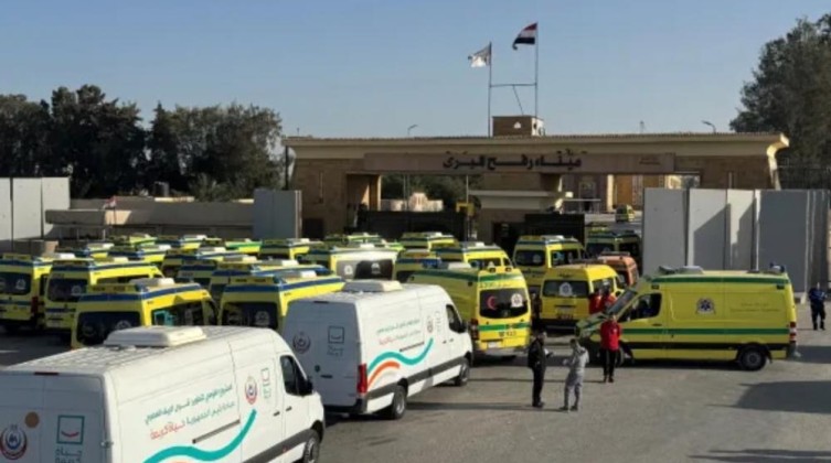 بريطانيا ترحب بفتح معبر رفح وتطالب بتدفق المساعدات