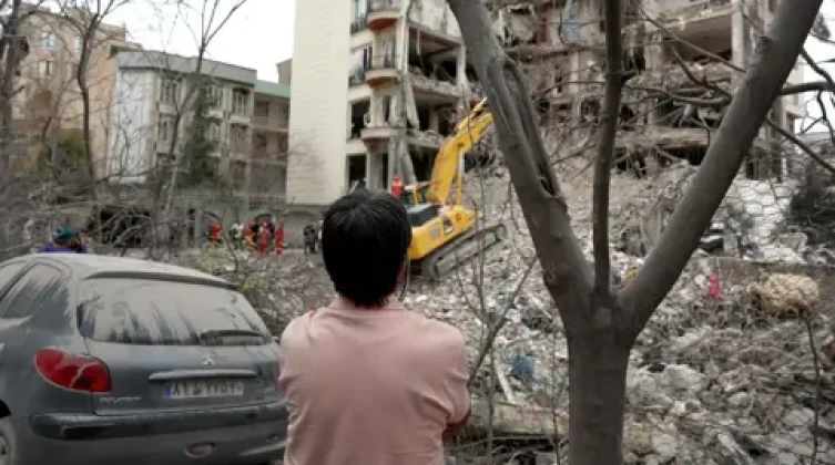الجيش الإسرائيلي يعلن استهداف مواقع لإنتاج صواريخ بحرية في طهران