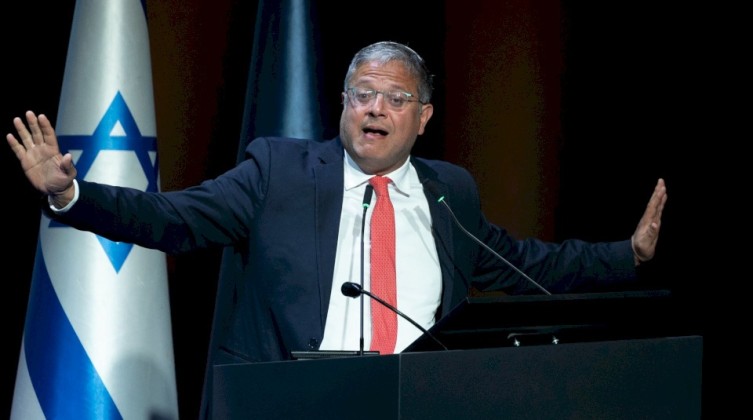 بن غفير: سكان جميع الأحياء اليهودية بالقدس مؤهلين للحصول على رخصة سلاح