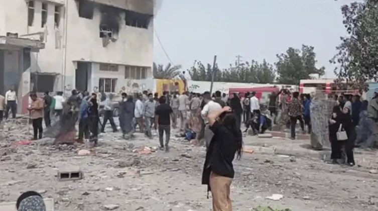 ارتفاع حصيلة ضحايا قصف مدرسة ميناب