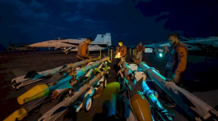 واشنطن تمد إسرائيل بجسر جوي للذخائر وسط تصاعد الهجمات على إيران