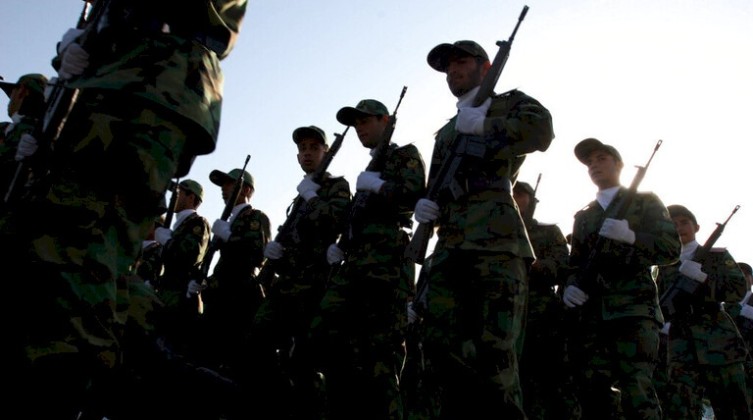 الحرس الثوري يتوعد بالرد بالمثل إذا قُصفت شبكات الكهرباء