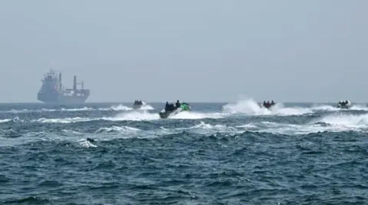 منظمة أممية تحذر من كارثة غذائية وزراعية عالمية بسبب إغلاق هرمز