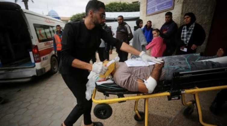 3 شهداء وإصابة خطيرة بقصف من مسيرة إسرائيلية جنوبي غزة