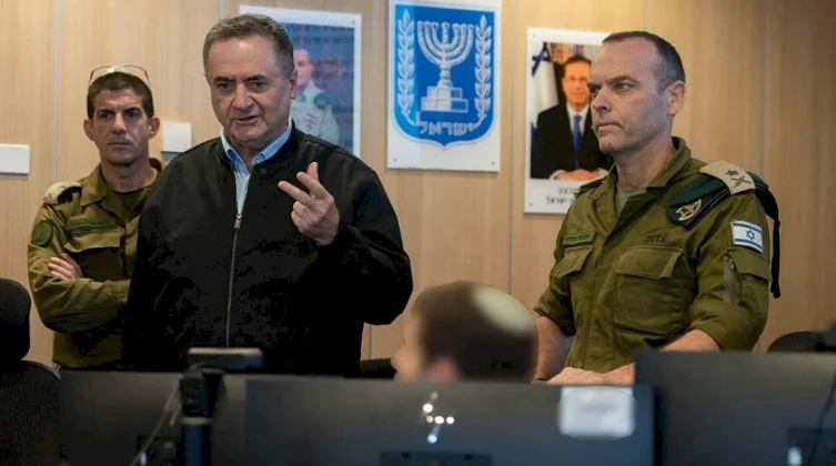 كاتس: قواتنا ستواصل السيطرة على المناطق المتواجدة فيها بلبنان