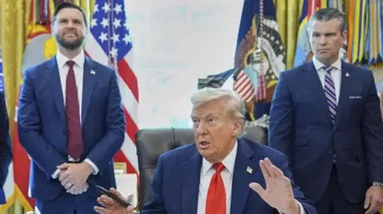 فانس يحذر ترامب من رواية البنتاغون عن حرب إيران