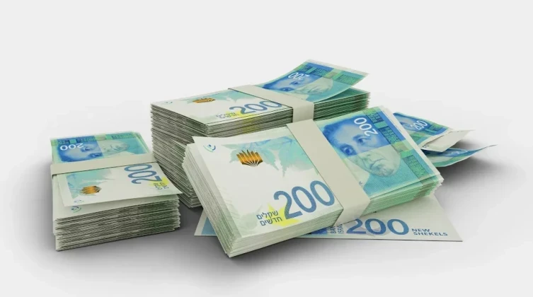 المالية تعلن عن موعد صرف رواتب الموظفين العموميين