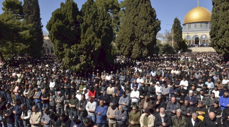 الأوقاف: الاحتلال اقتحم الأقصى 24 مرة ومنع الأذان في الإبراهيمي 68 مرة