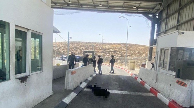 الاحتلال يغلق طرقاً ويشدد إجراءاته العسكرية شمالي رام الله