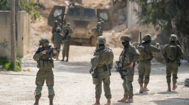 شرطة الاحتلال تدهس شابا من حوسان غرب بيت لحم وتعتقله