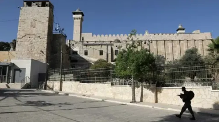 إسرائيل تغلق الحرم الإبراهيمي في الخليل "حتى إشعار آخر"