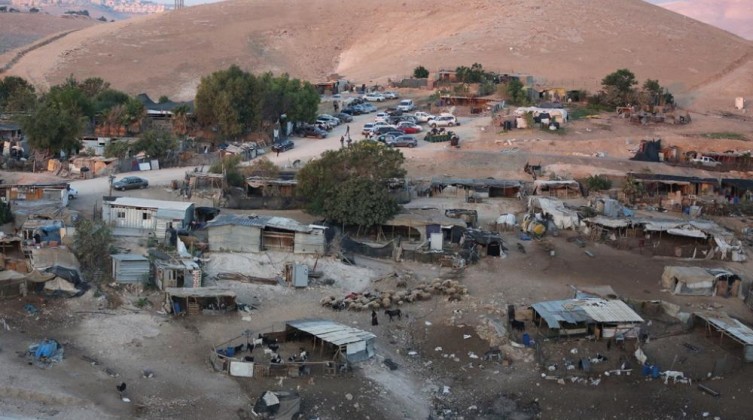 حماس: قرار إخلاء الخان الأحمر جريمة لتقسيم الضفة وعزل القدس