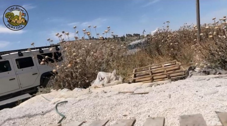 الاحتلال يسلم إخطارات هدم لـ4 منازل في الخليل