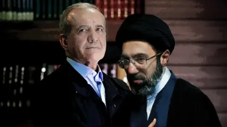 بزشكيان يكشف خفايا لقائه مع "الغائب" مجتبى خامنئي