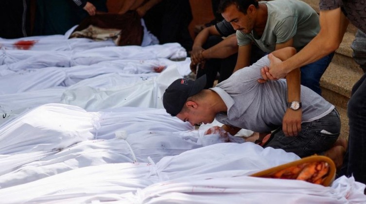 شهيدان و10 إصابات خلال 24 ساعة في قطاع غزة