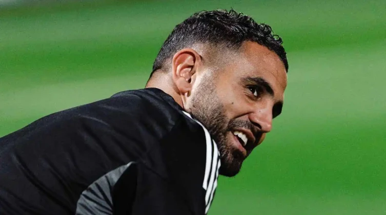 الأهلي السعودي يتحرك لتعويض محتمل لرحيل نجم الفريق