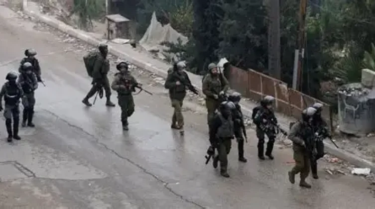أعدموه داخل منزله.. شهيد برصاص الاحتلال غرب سلفيت