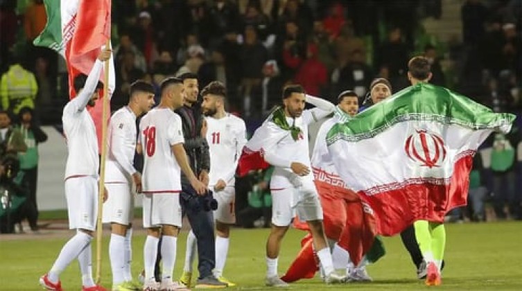 منتخب إيران يرفع شكوى للفيفا بسبب تعطيلات قبل مواجهة مصر الحاسمة