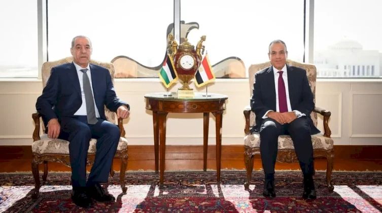تفاصل لقاء الشيخ مع وزير الخارجية المصري