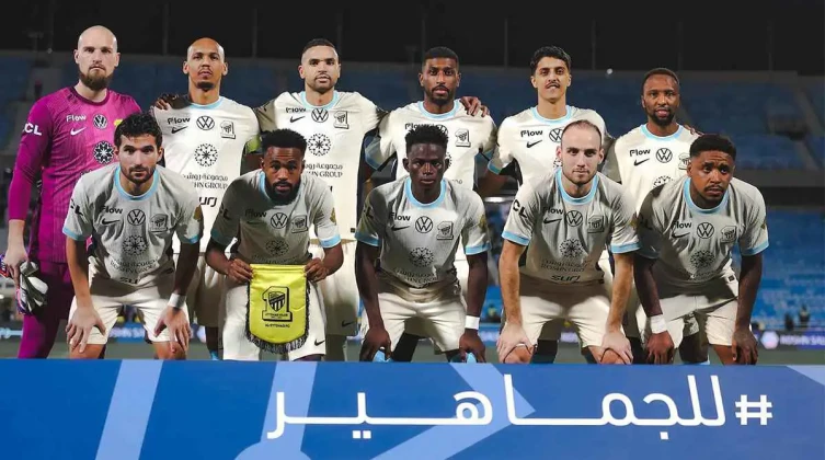 مدرب جديد يقترب من قيادة الاتحاد السعودي