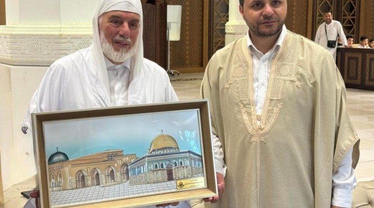 ممثل حماس بالجزائر يلتقي عميد مسجد الجزائر الأعظم