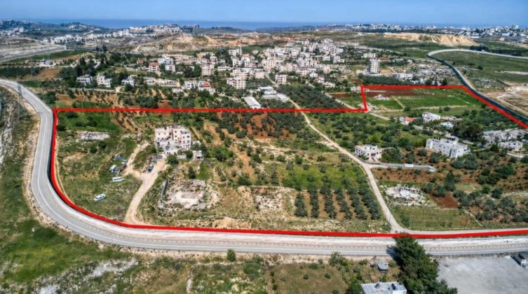 محافظة القدس تُحذر إقامة مشروع نفايات استيطاني ضخم في قرية قلنديا