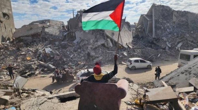 الفصائل الفلسطينية تسلّم الوسطاء في القاهرة ردها على خارطة طريق ميلادينوف