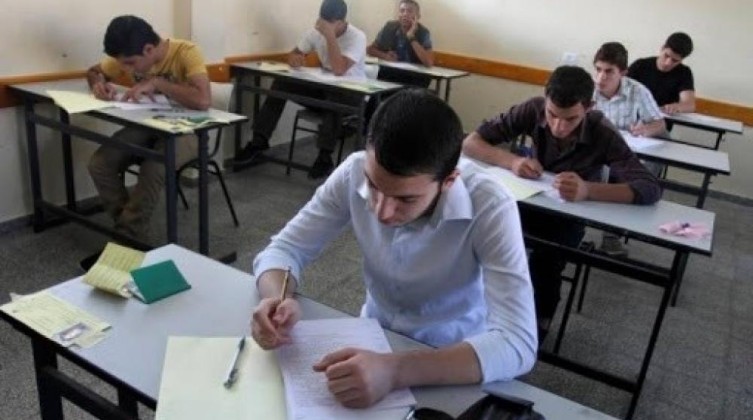 التعليم: امتحان التربية الدينية للثانوية العامة سيُعقد إلكترونيًا