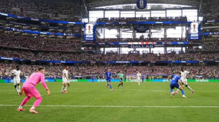 أولى صفقات الدوري السعودي من كأس العالم