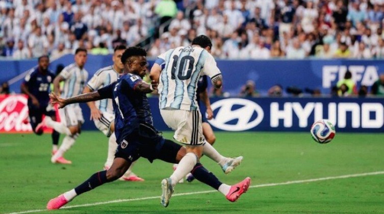 الأرجنتين تُقصي الرأس الأخضر بثلاثية مثيرة وتتأهل لمواجهة مصر في دور الـ16 (فيديو)