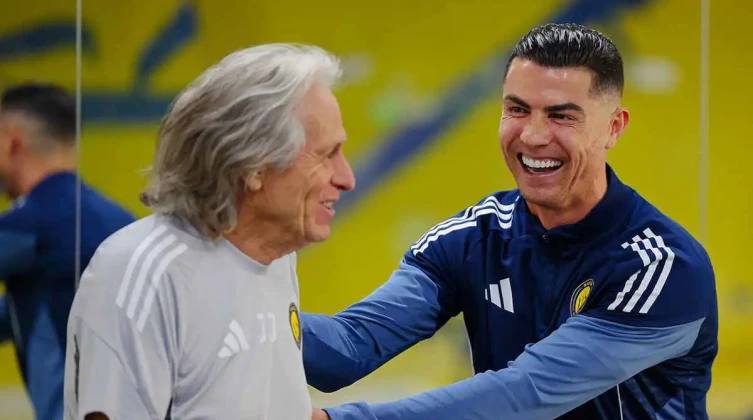 أول رد من كريستيانو رونالدو حول تدريب جيسوس منتخب البرتغال