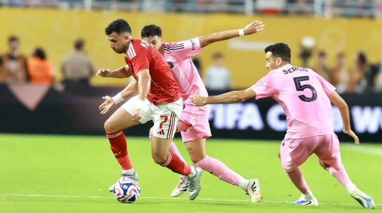 برشلونة يمنح الأهلي المصري 3 مكاسب كبرى