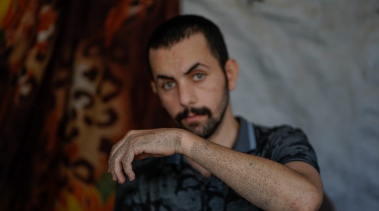 بالصور: عاد من الموت بعد سنوات.. قصة حمادة بين الفقد والنجاة (صور)