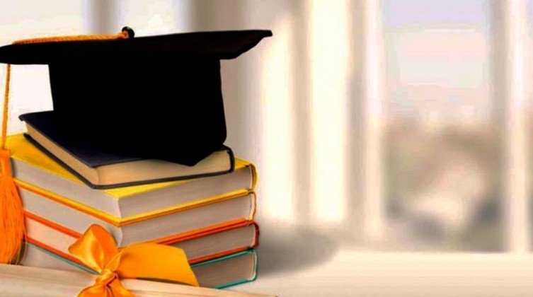 الإعلان عن منح دراسية في تونس والمغرب وبولندا ومقاعد جامعية في باكستان