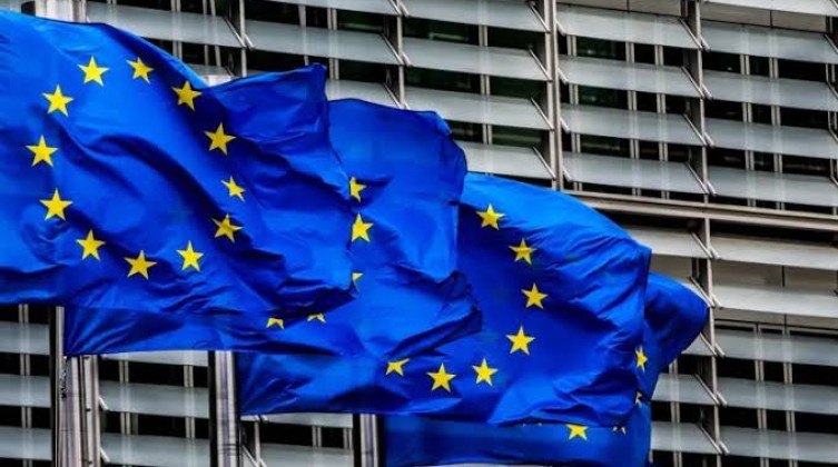 المفوضية الأوروبية ترفض تهديدات واشنطن للجنائية الدولية