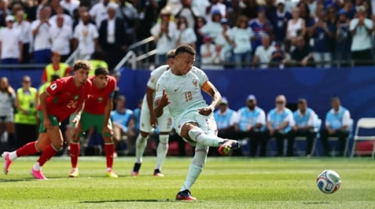 مبابي يكشف سبب إهدار ركلة جزاء المغرب