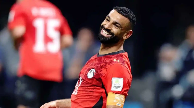 تقارير: بشكتاش يحدد موعد توقيع محمد صلاح على عقود انتقاله
