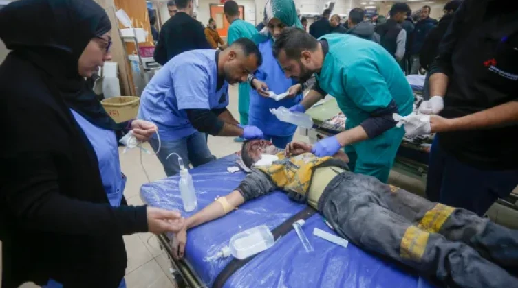 غزة: إصابات جراء خروقات الاحتلال المتواصلة لوقف إطلاق النار