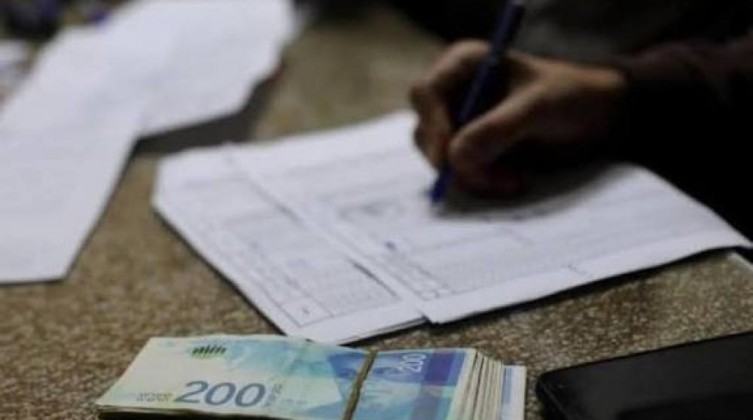 شرطة خان يونس تنهي خلافًا ماليًا بقيمة 80 ألف شيكل
