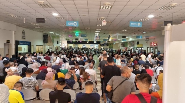 37 ألف مسافر تنقلوا عبر معبر الكرامة الأسبوع الماضي