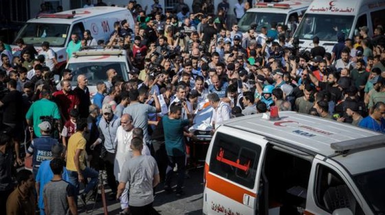 الإغاثة الطبية تحذر من انهيار متواصل في القطاع الصحي بغزة