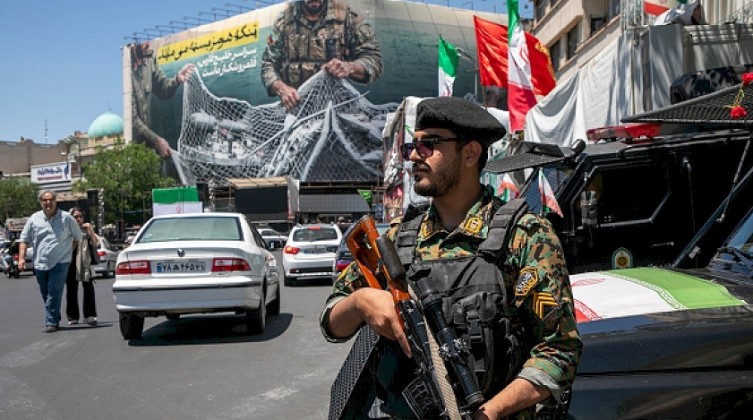 إيران تُعدم رجلين بعد إدانتهما بالتجسس لصالح إسرائيل