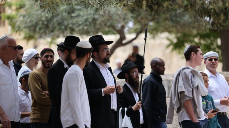 أكثر من 1128 مستوطناً يقتحمون المسجد الأقصى خلال أسبوع