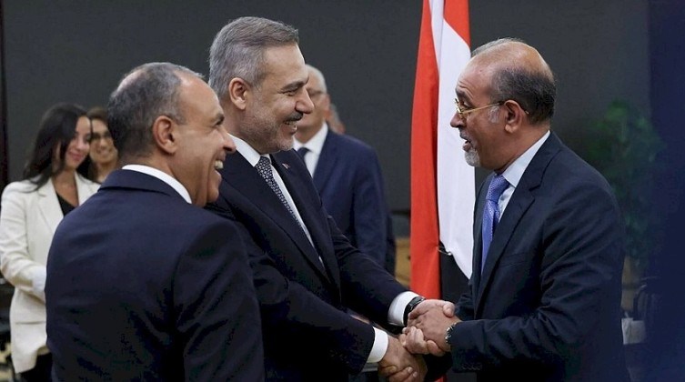 إسرائيل تهاجم فيدان بعد تهديده بـ"خطوات جذرية" بشأن غزة