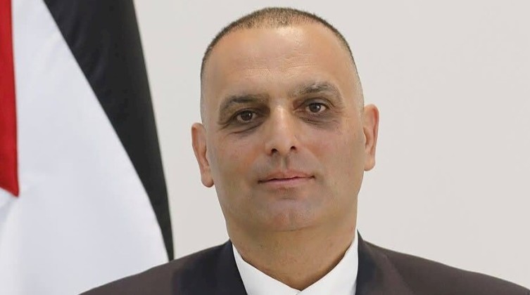 قوات الاحتلال تعتقل وزير شؤون القدس أشرف الأعور