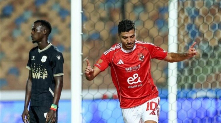 الأهلي يحسم مستقبل محمد شريف ويستعد لبيعه