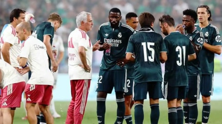 6.5 مليار يورو.. سوق الانتقالات الأوروبية يشهد إنفاقًا قياسيًا