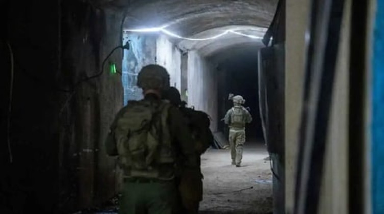 الجيش الإسرائيلي يعلن اغتيال قائد بارز في حزب الله جنوبي لبنان