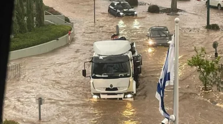 تحذيرات إسرائيلية من طقس استثنائي وأمطار غزيرة السبت