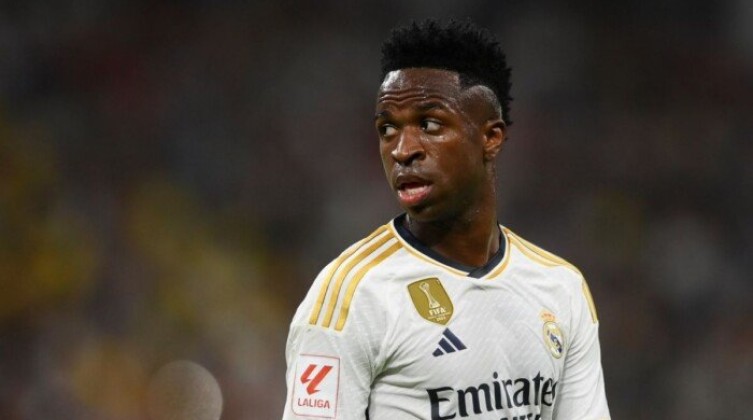 ريال مدريد يحدد سعر التخلي عن فينيسيوس جونيور